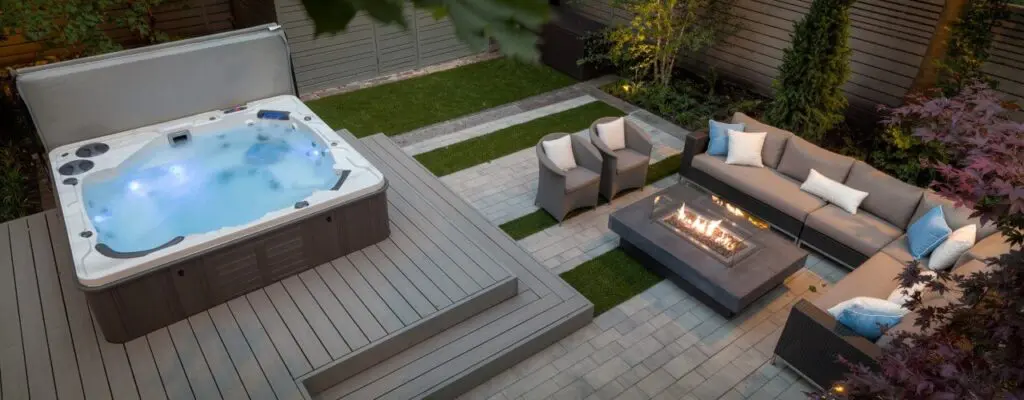 keeping-your-hot-tub-in-clean-conditions