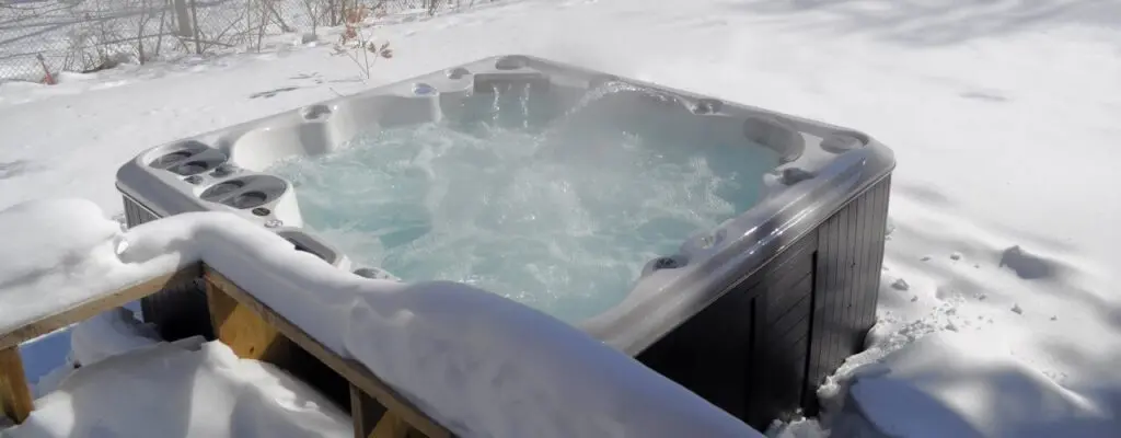 how-to-keep-hot-tub-running-costs-down