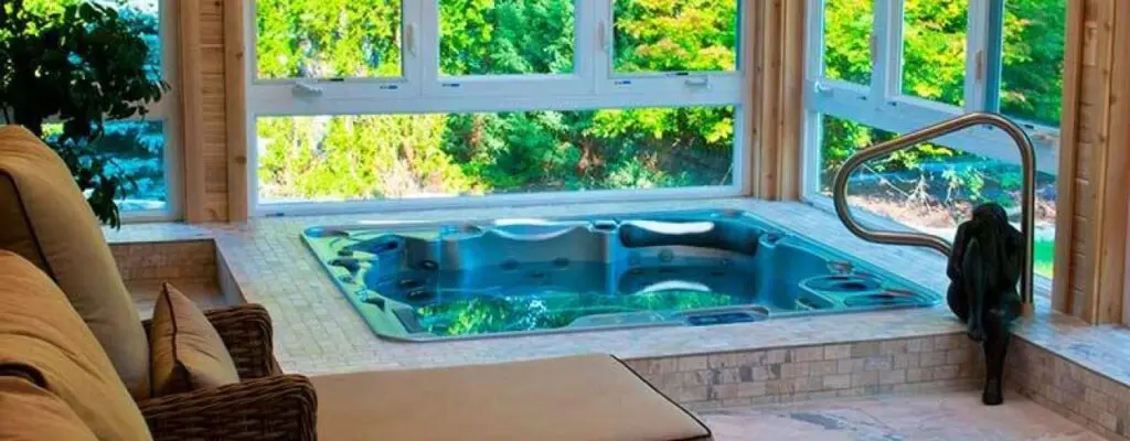 are-hot-tubs-really-energy-efficient