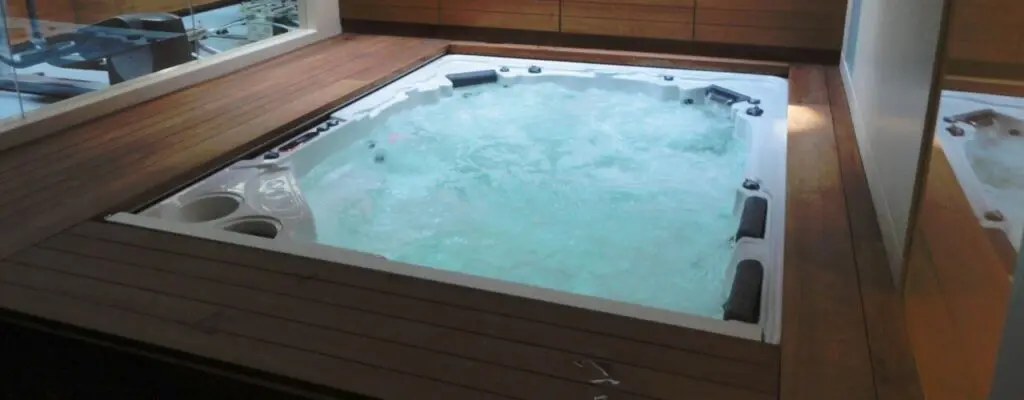the-benefits-of-hot-tub-hydrotherapy-relaxation-and-beyond