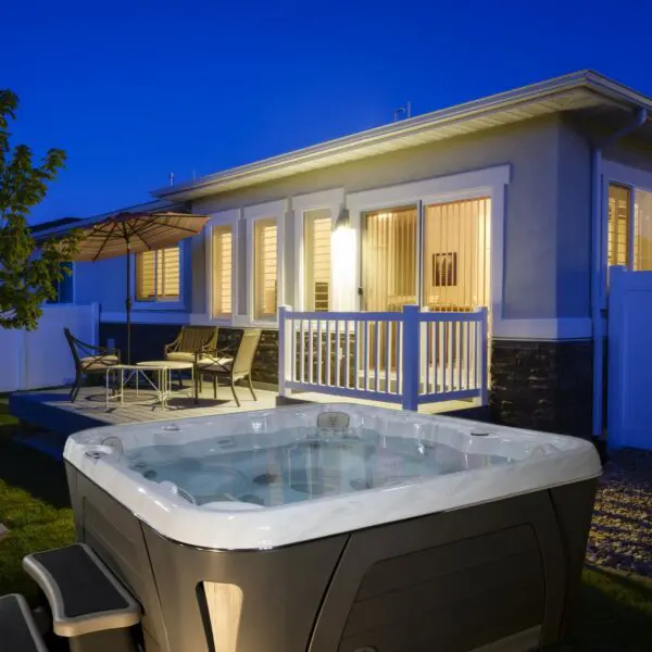 Hydropool Serenity 6800 Hot Tub