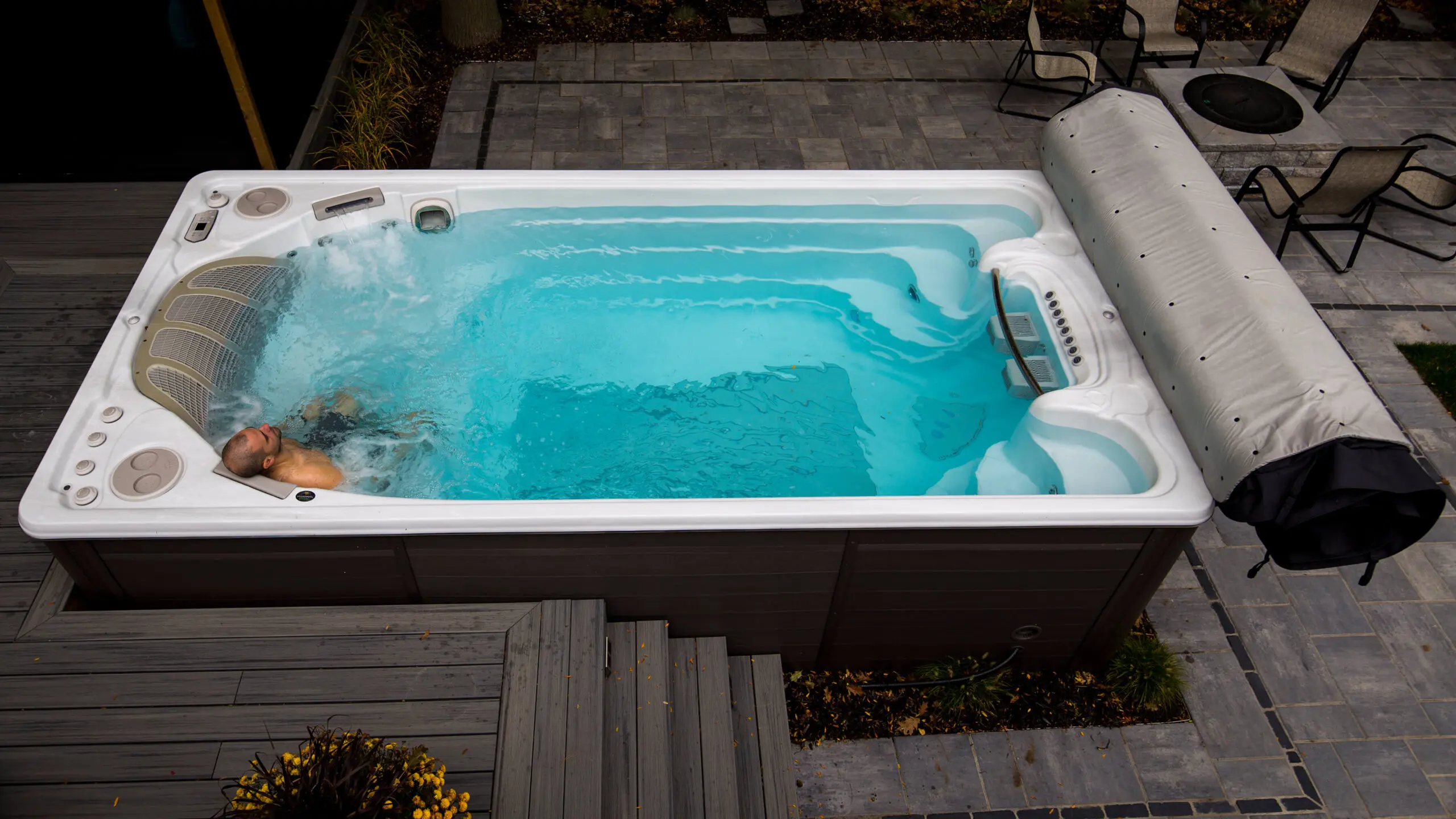 Roll on roll off swim spa cover 16'