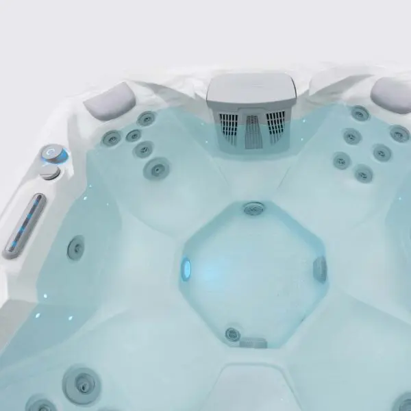 aquasolus cove hot tub internal view