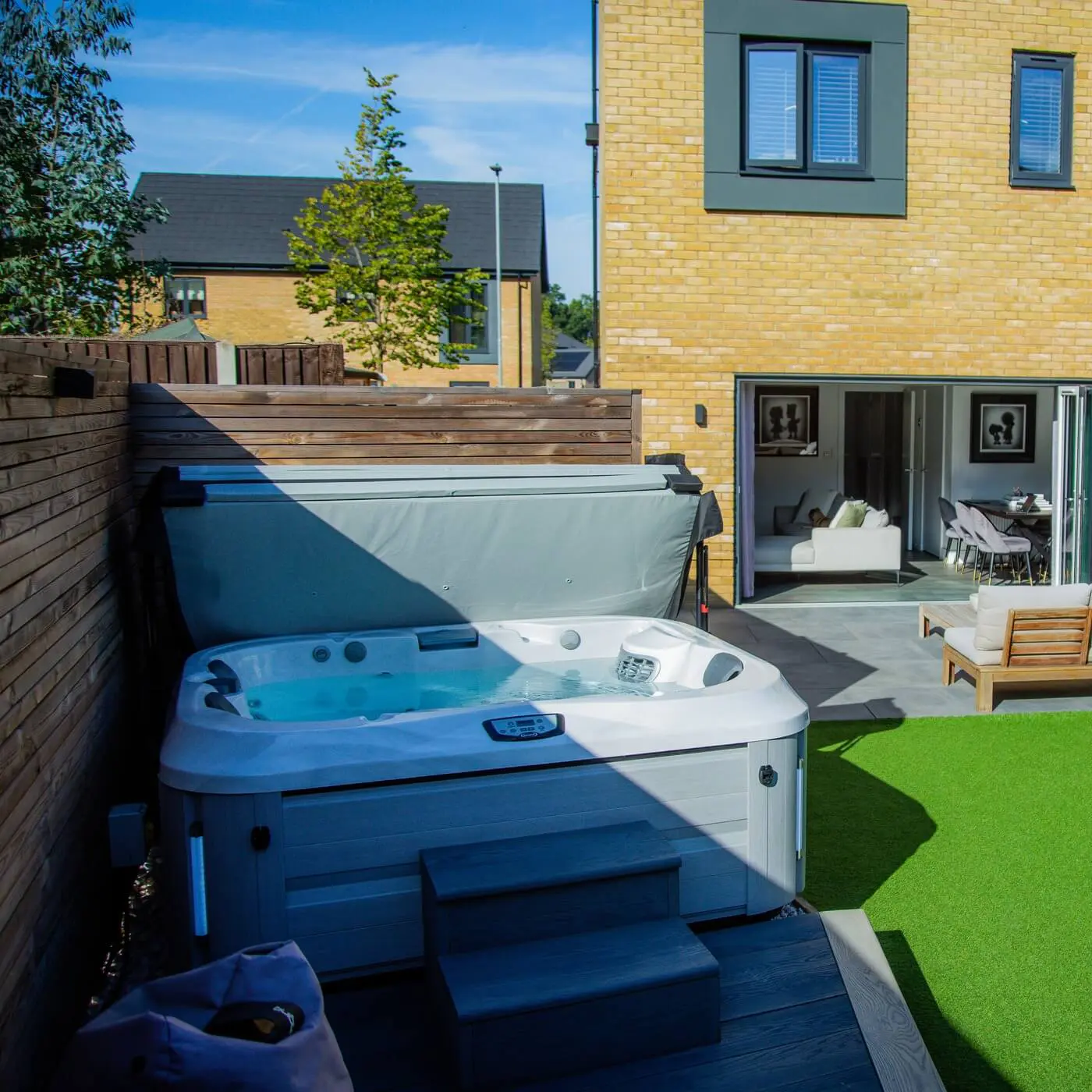 Jacuzzi® J-315™ Comfort Hot Tub With Lounger For Small Spaces