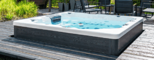 What a Hot Tub Can Offer for Comfort Without Leaving Home