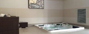 How a Hot Tub Can Help to Relieve Arthritis