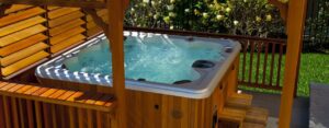 How to enjoy your hot tub this autumn