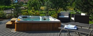 Can you use a hot tub in the summer?