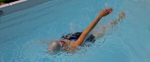 Can you really lose weight swimming?