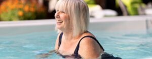 Our top 10 winter swimming tips