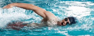 What can swim spas offer athletes and non-professionals?
