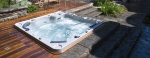 Looking After Your Hot Tub in the Summer
