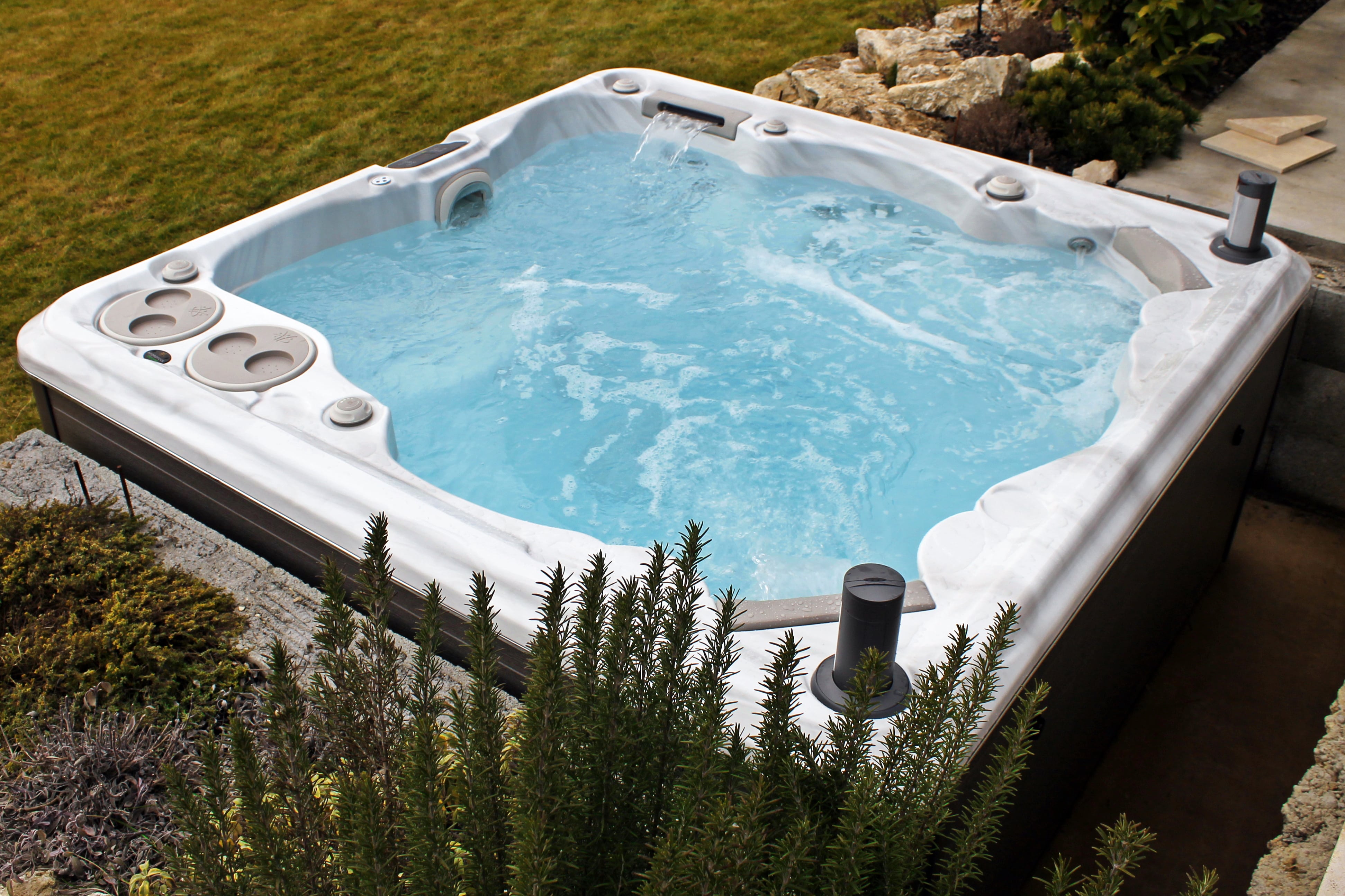 self cleaning hydropool hot tubs