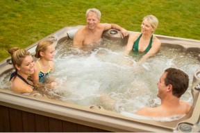 Kalahari Hot Tub