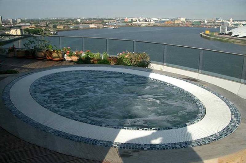 Bespoke Hot Tubs