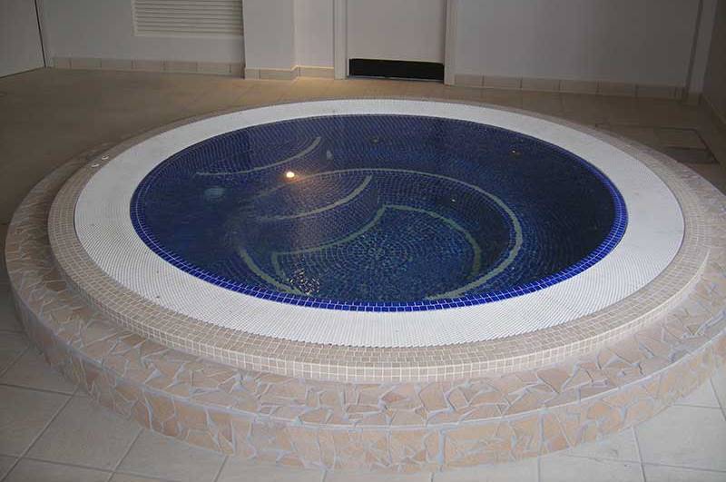 Bespoke Hot Tubs