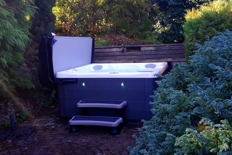 Hydropool Serenity 4500 Hot Tub