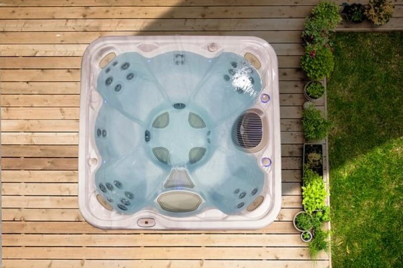 Hydropool Serenity 6600 Hot Tub