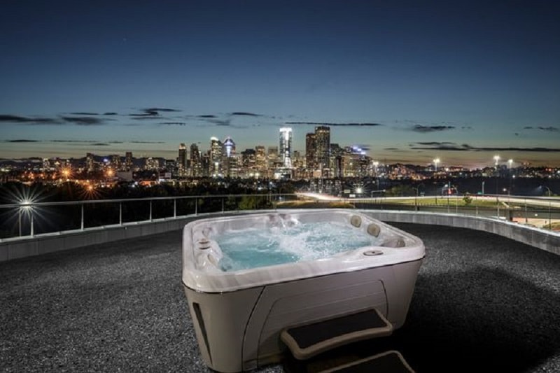 Hydropool Serenity 4300 Hot Tub