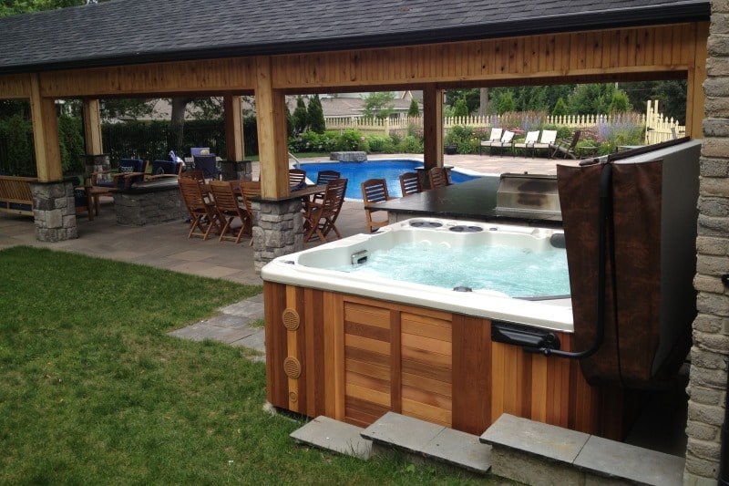 Hydropool Self Cleaning Hot Tub 670