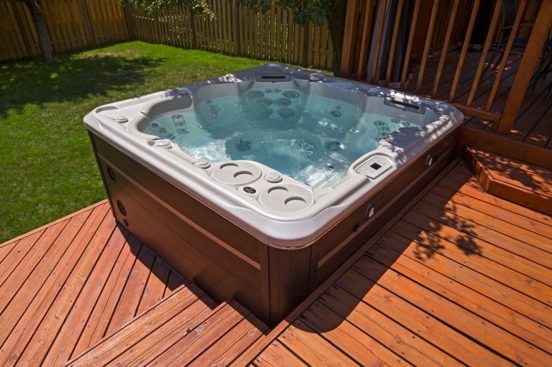 Hydropool Self Cleaning Hot Tub 770