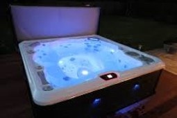 Hydropool Self-Cleaning Hot Tub
