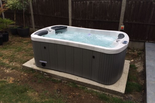 Hydropool Serenity SE-4L Hot Tub