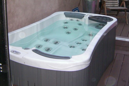 Hydropool Serenity SE-4L Hot Tub