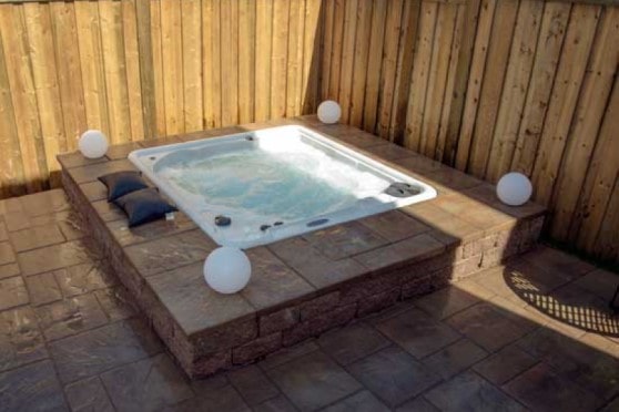 Hydropool Serenity SE-5 Hot Tub