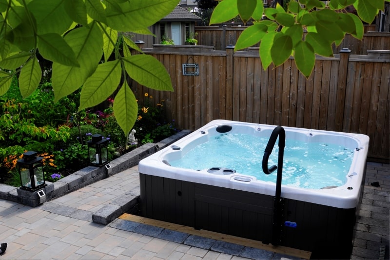 Hydropool Serenity 6800 Hot Tub