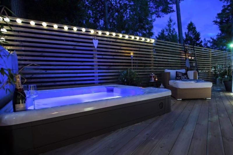 Hydropool Serenity Hot Tub