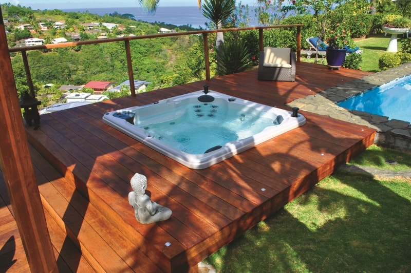 Hydropool Serenity Hot Tub