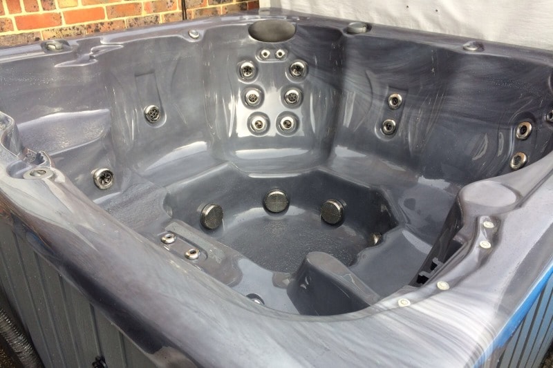 Hydropool Serenity Hot Tub