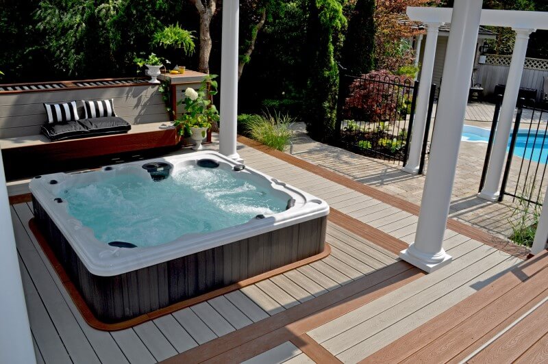 Hydropool Self Cleaning Hot Tub 670